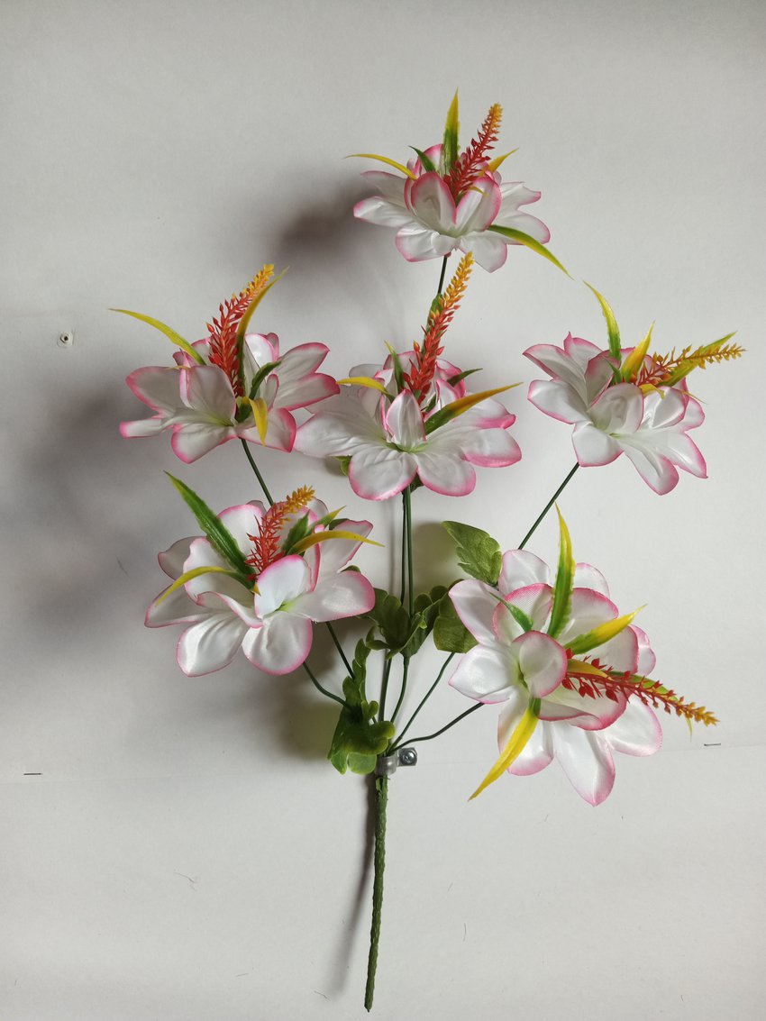 Букет арт. 153 купить в Канске у Роза Мэри