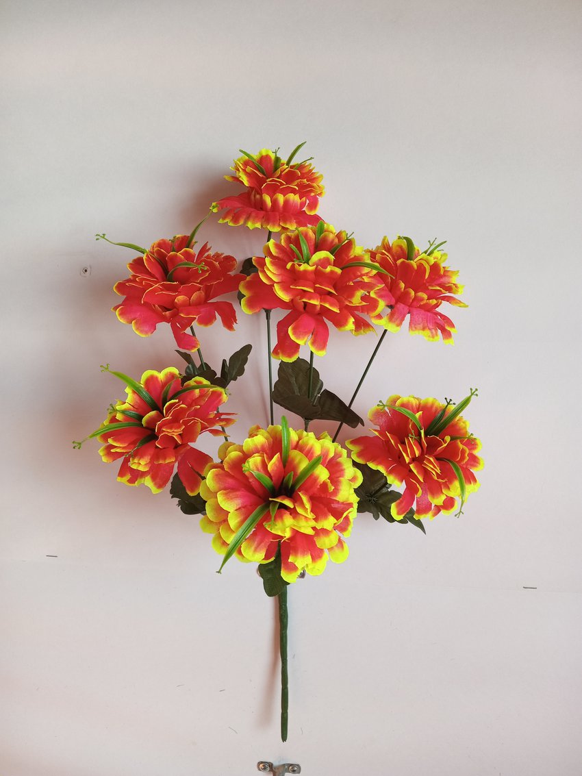 Букет арт.137 купить в Канске у Роза Мэри